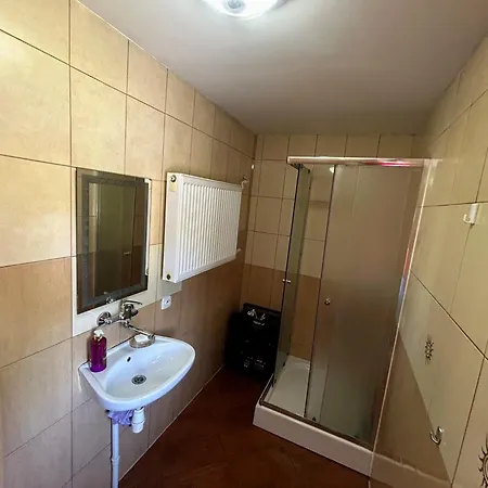 Goscinne Irena * וובה